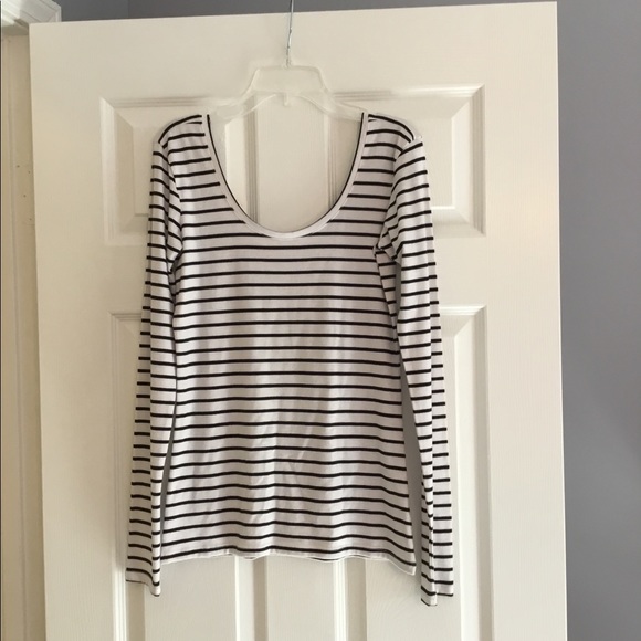 Super Low Scooped Long Sleeve - Picture 2 of 3